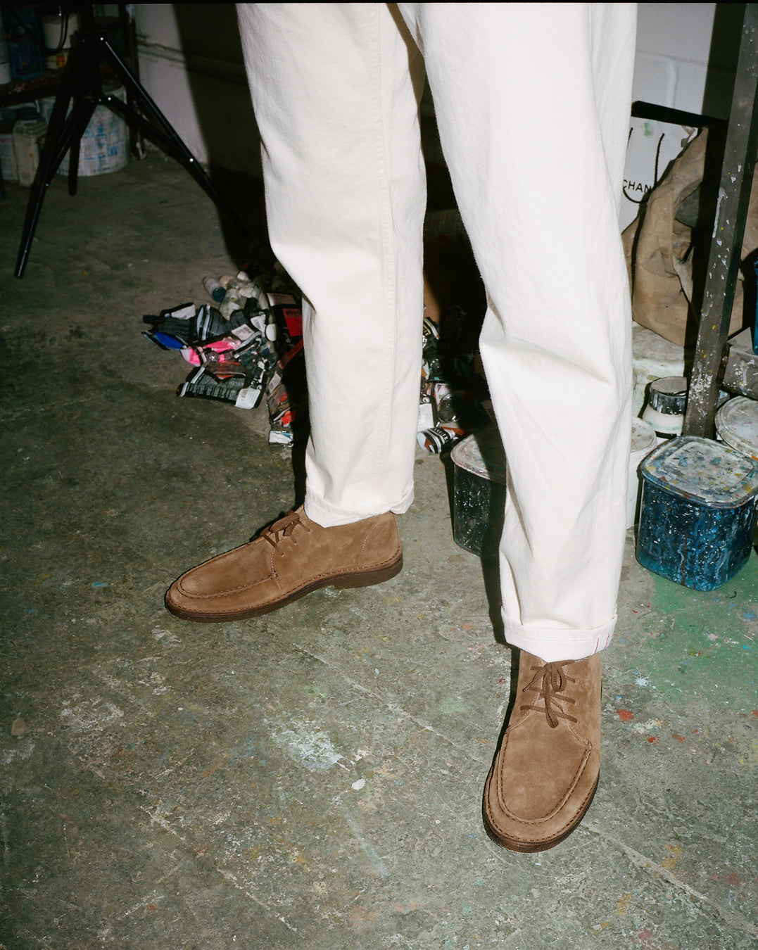 Crosby Moc-Toe Chukka Boot Tobacco Suede - Image 7