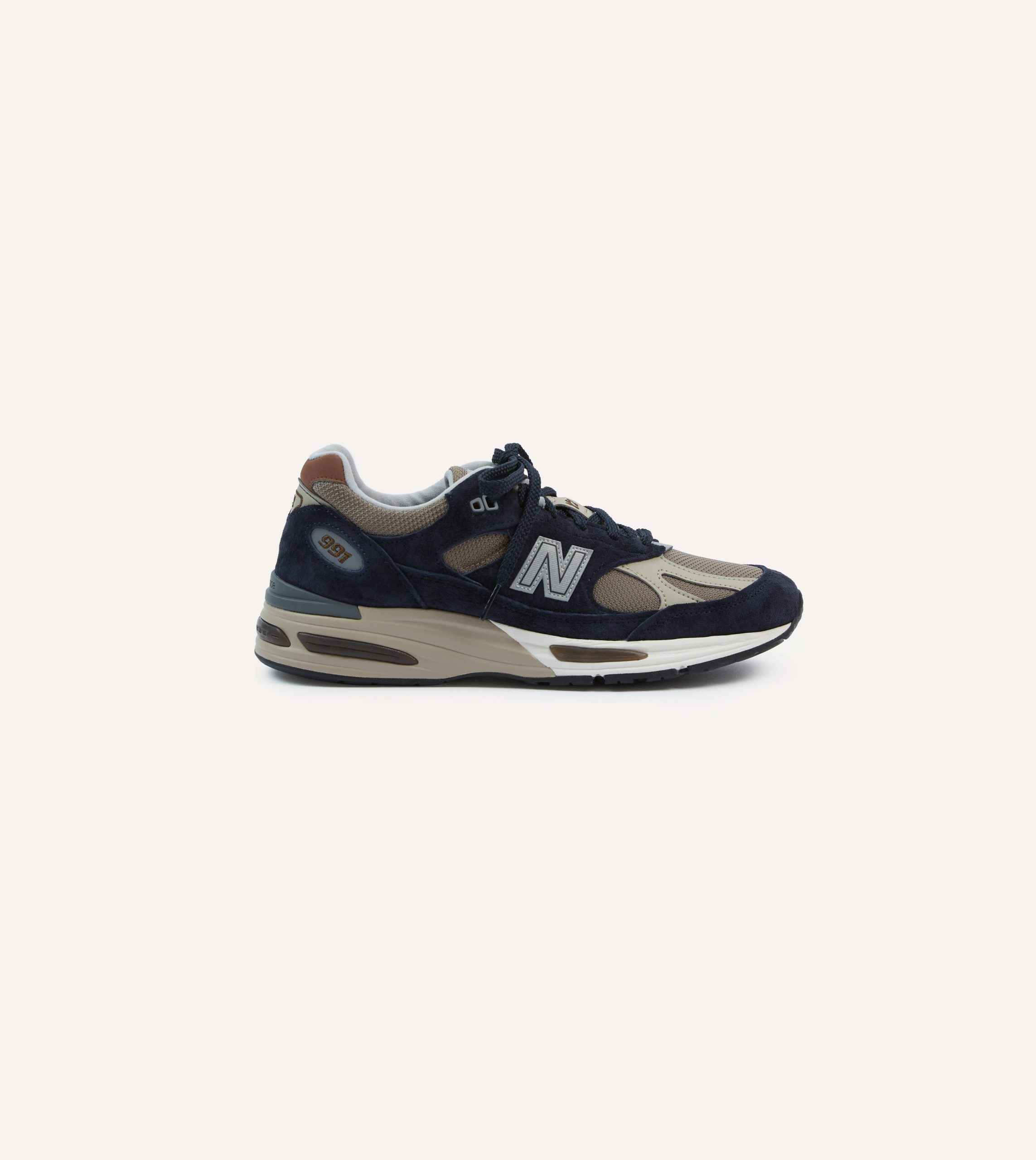 New Balance After Midnight Made in UK 991v2 Trainers - Image 6