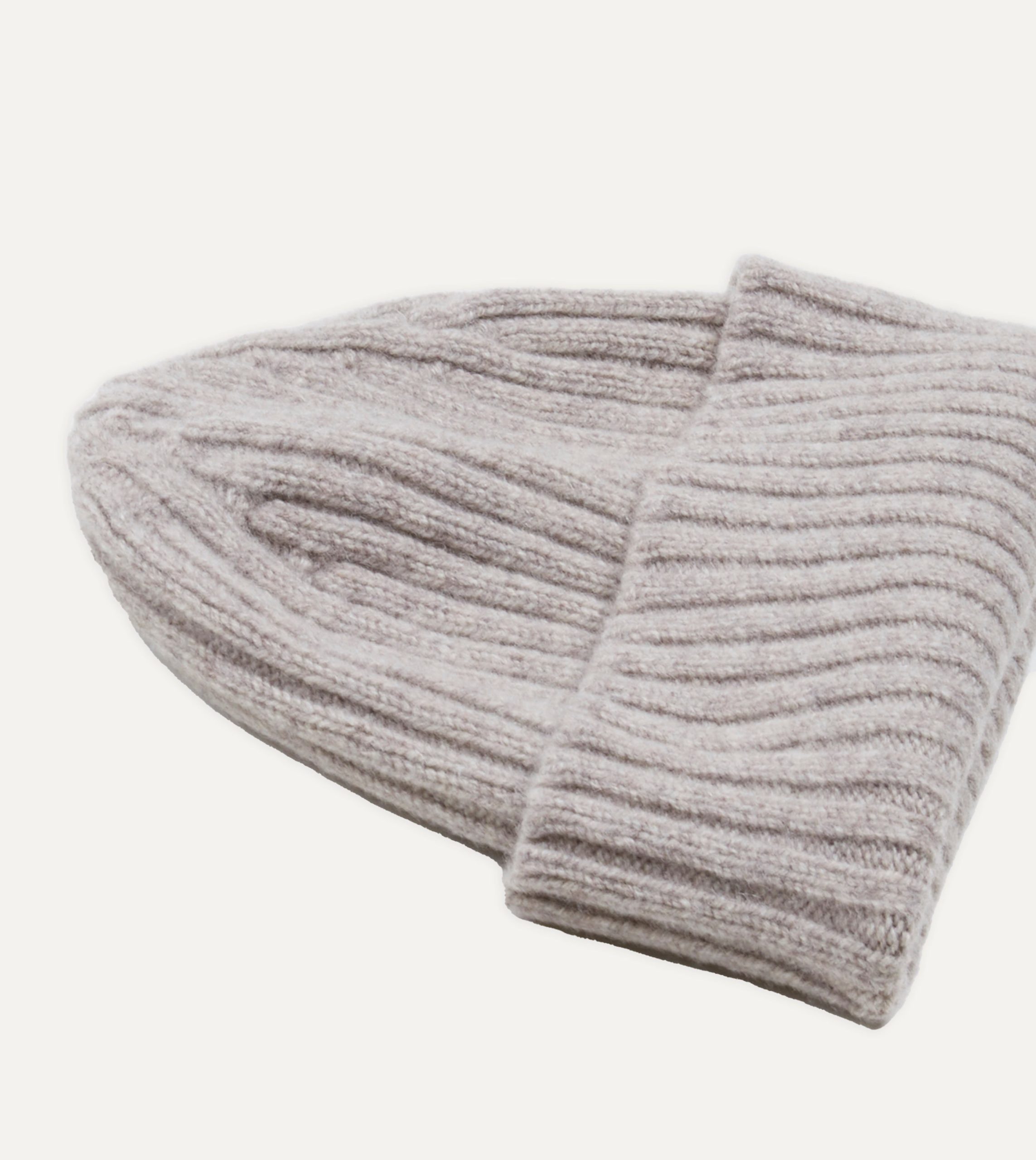 Light Grey Lambswool Ribbed Knit Cap - Image 3