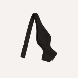 Black Self-Tie Satin Batwing Bow Tie