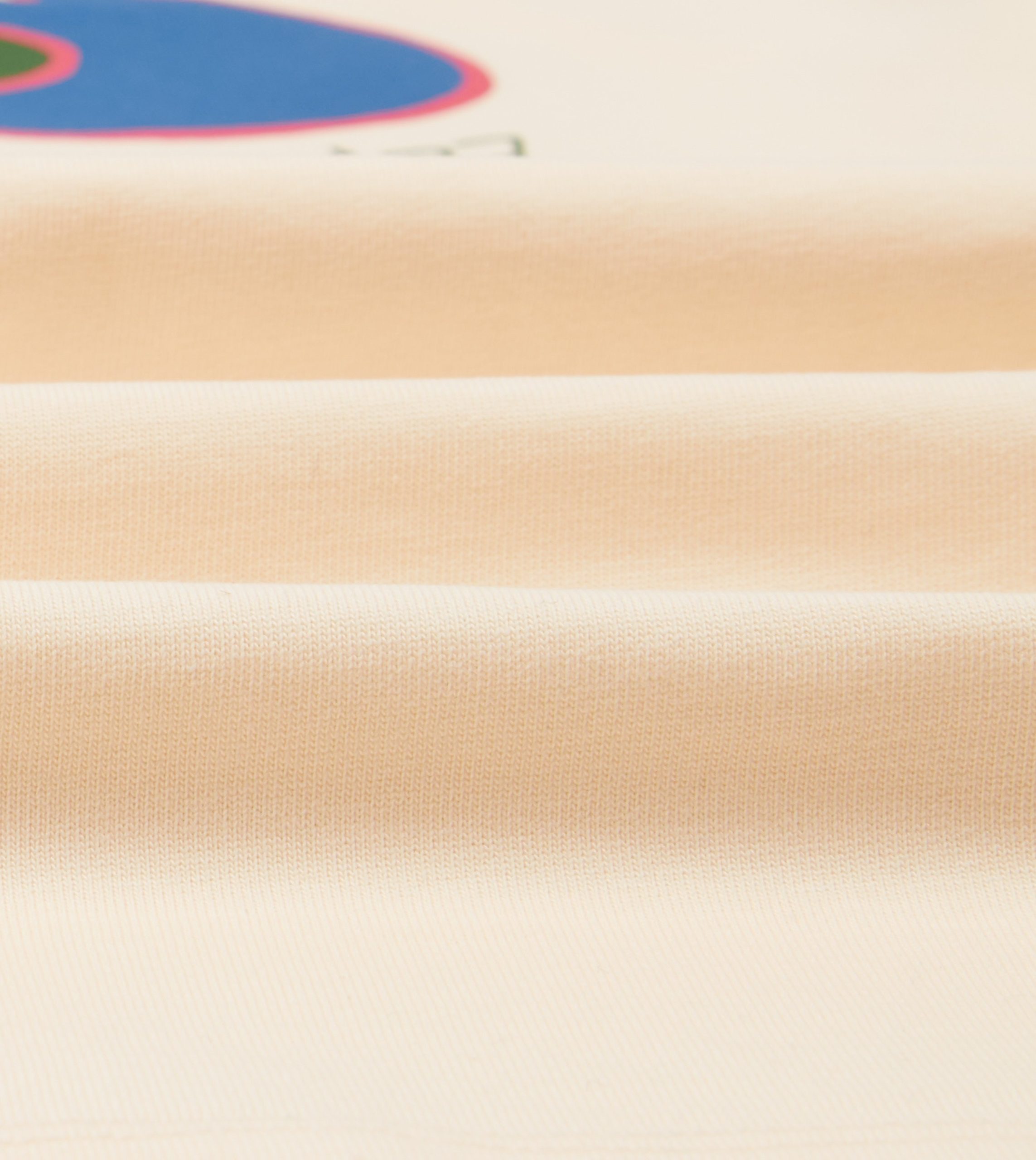 Antique White Peacock Print Short-Sleeve Hiking T-Shirt - Image 3